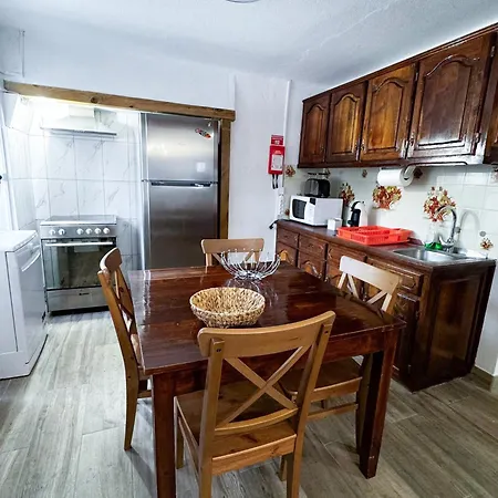 Casa Do Domingos * Cais do Pico